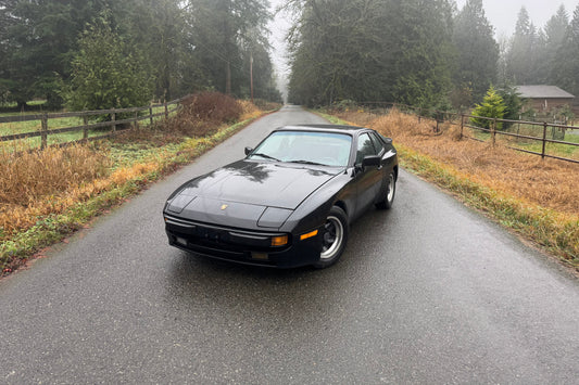 1985.1 Porsche 944 Base