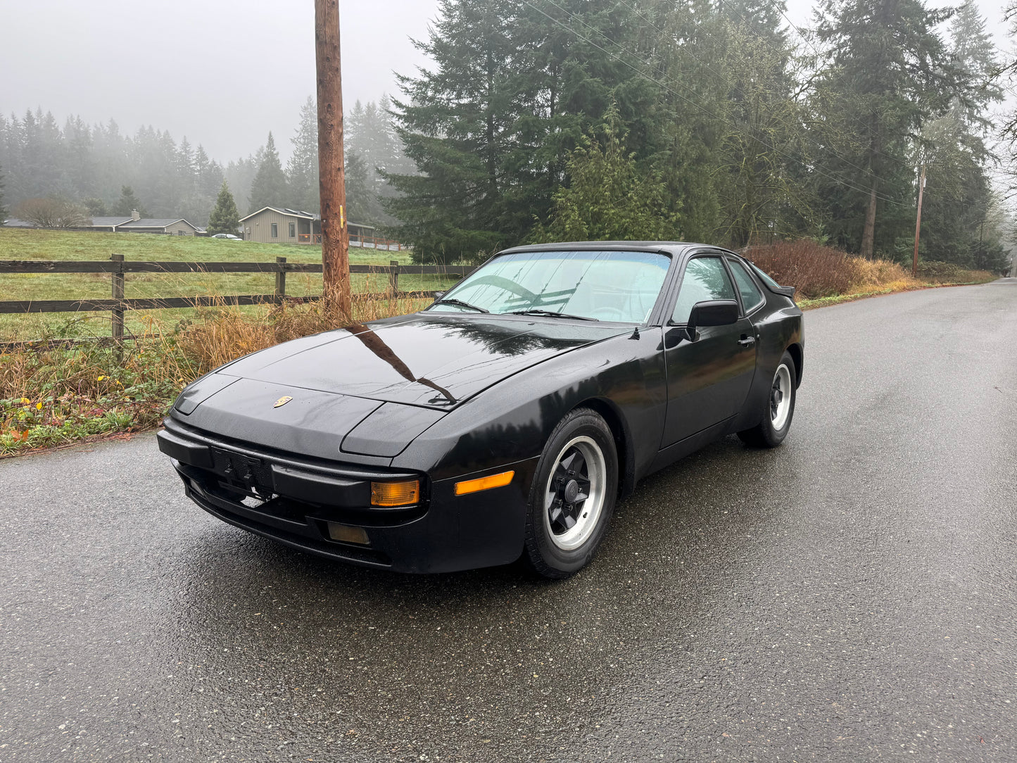 1985.1 Porsche 944 Base