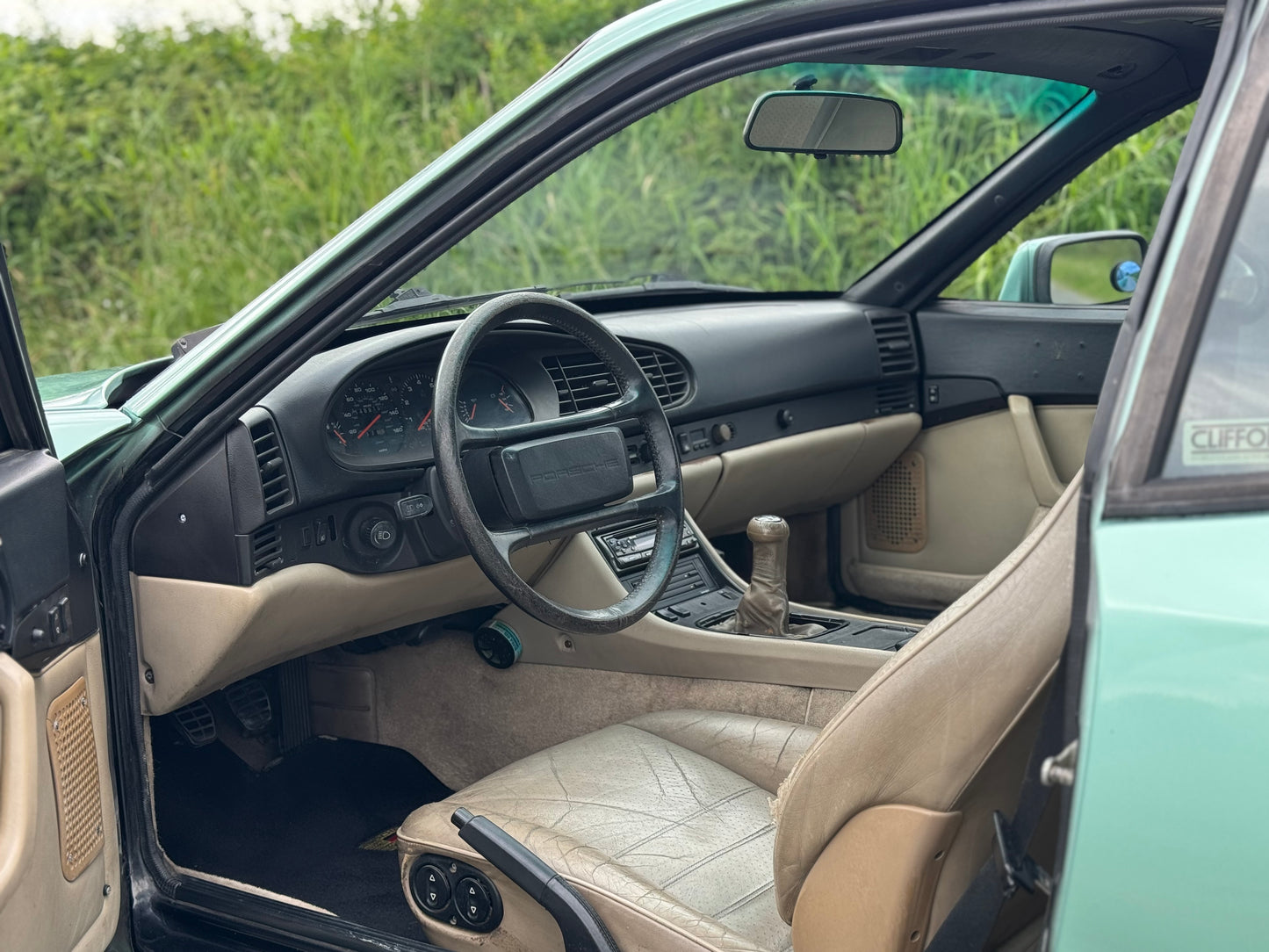 1985.5 Porsche 944 Base