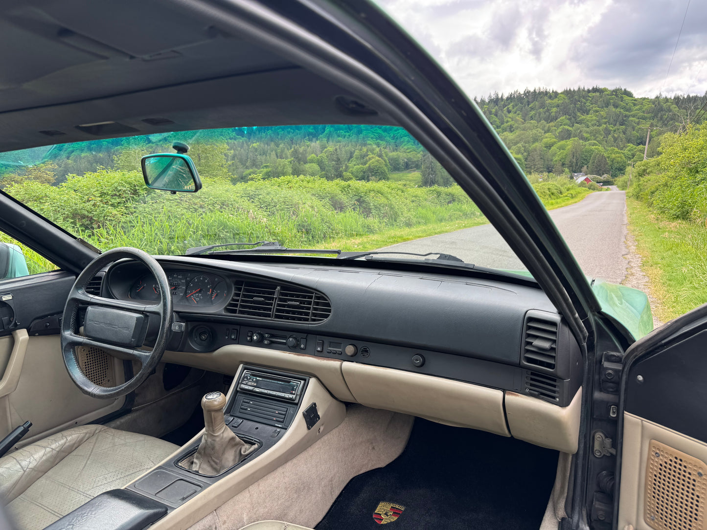 1985.5 Porsche 944 Base