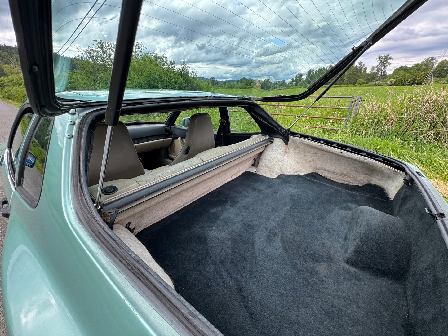 1985.5 Porsche 944 Base